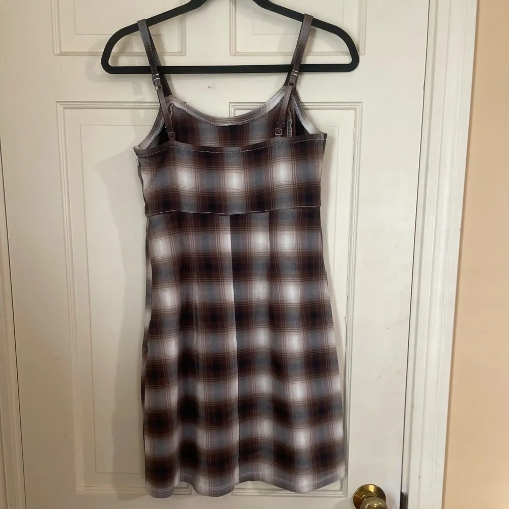 Hollister Plaid Preppy Brown Empire Waist Jumper Dress Size Medium - Picture 9 of 11